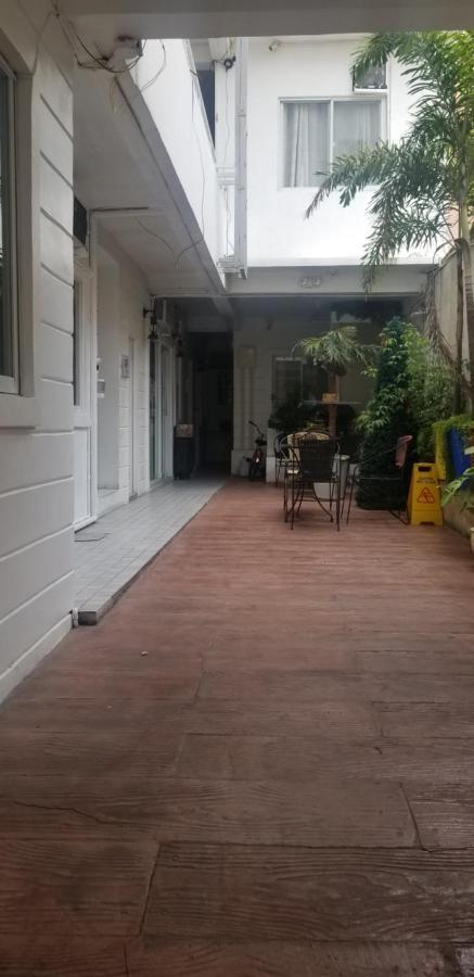 Innsite Room Rentals Pasay Ngoại thất bức ảnh