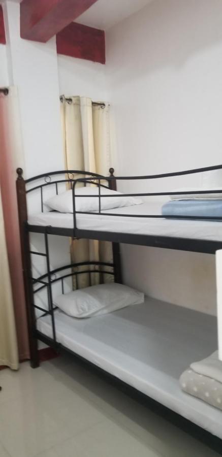 Innsite Room Rentals Manila Ngoại thất bức ảnh