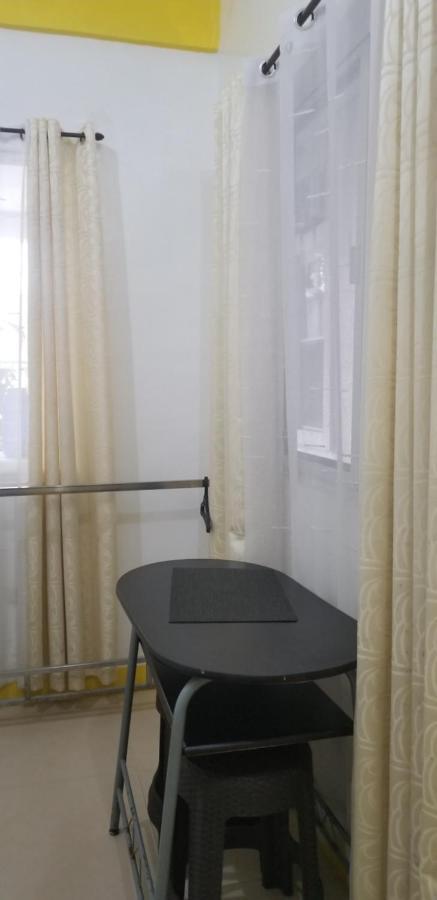 Innsite Room Rentals Pasay Ngoại thất bức ảnh